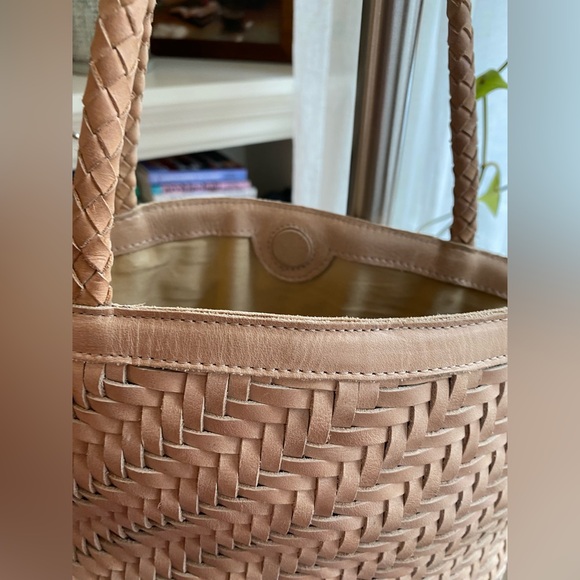 Bembien Woven Leather Tote Bag - Picture 4 of 13